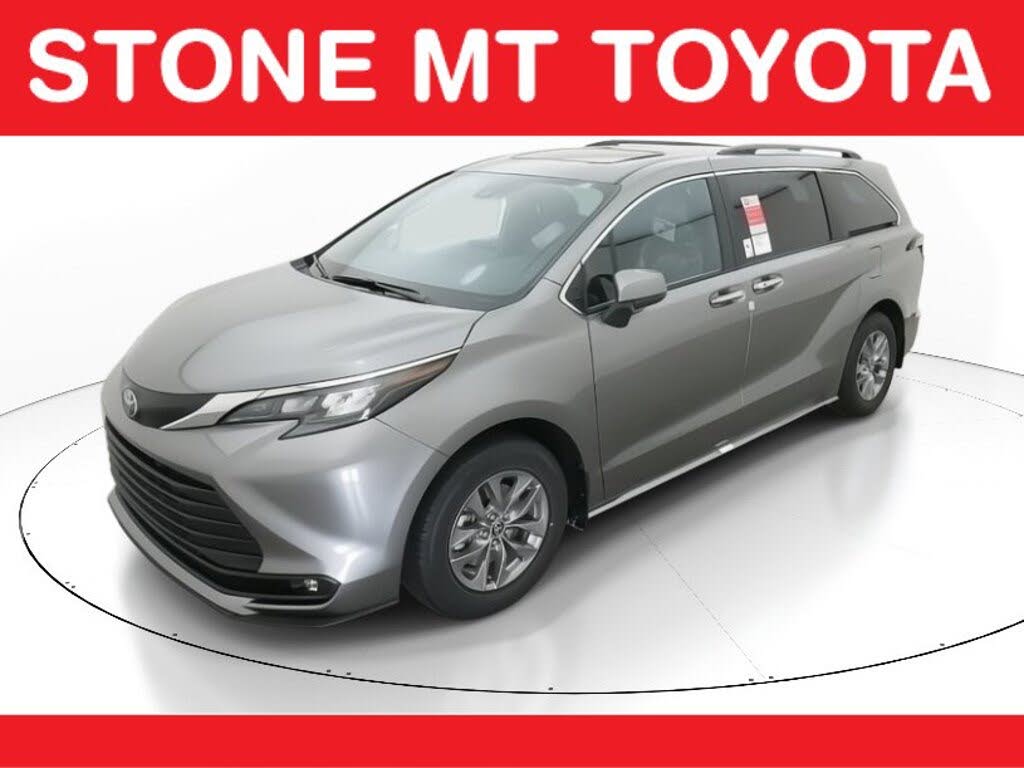 2026 Toyota Sienna XLE 7-Passenger FWD