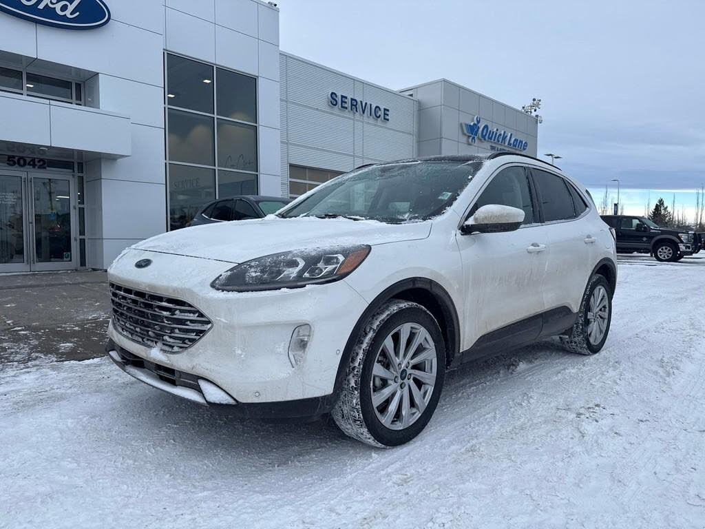 2022 Ford Escape Titanium AWD