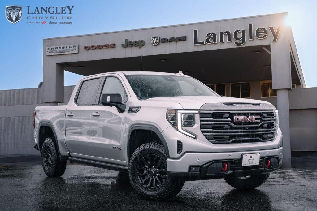 2022 GMC Sierra 1500 AT4 Crew Cab 4WD