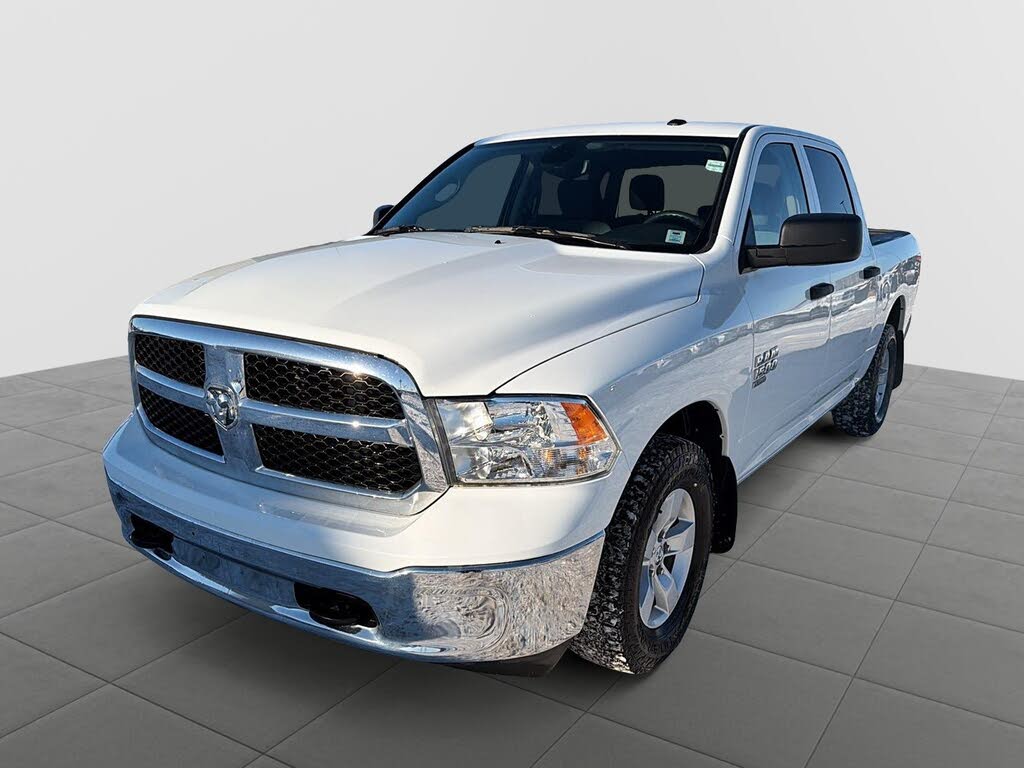 2023 RAM 1500 Classic SLT Crew Cab 4WD
