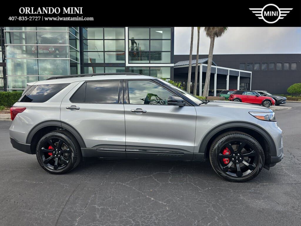 2024 Ford Explorer ST AWD
