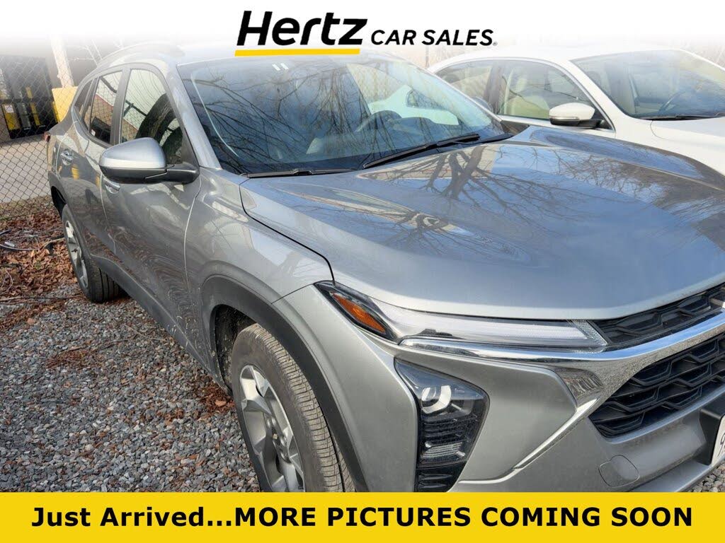 2025 Chevrolet Trax LT FWD