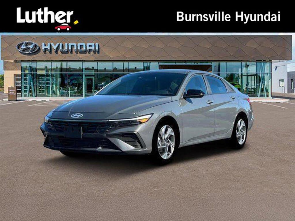 2025 Hyundai Elantra SEL Sport FWD