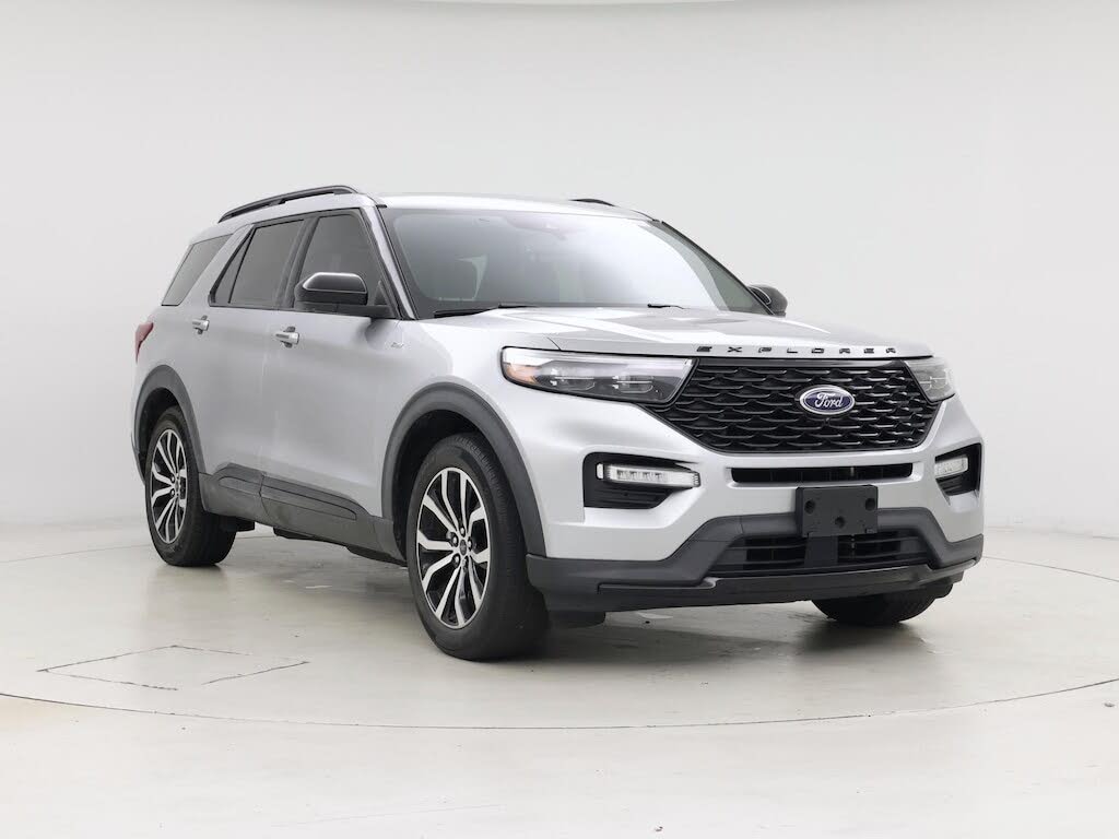 2022 Ford Explorer ST-Line RWD