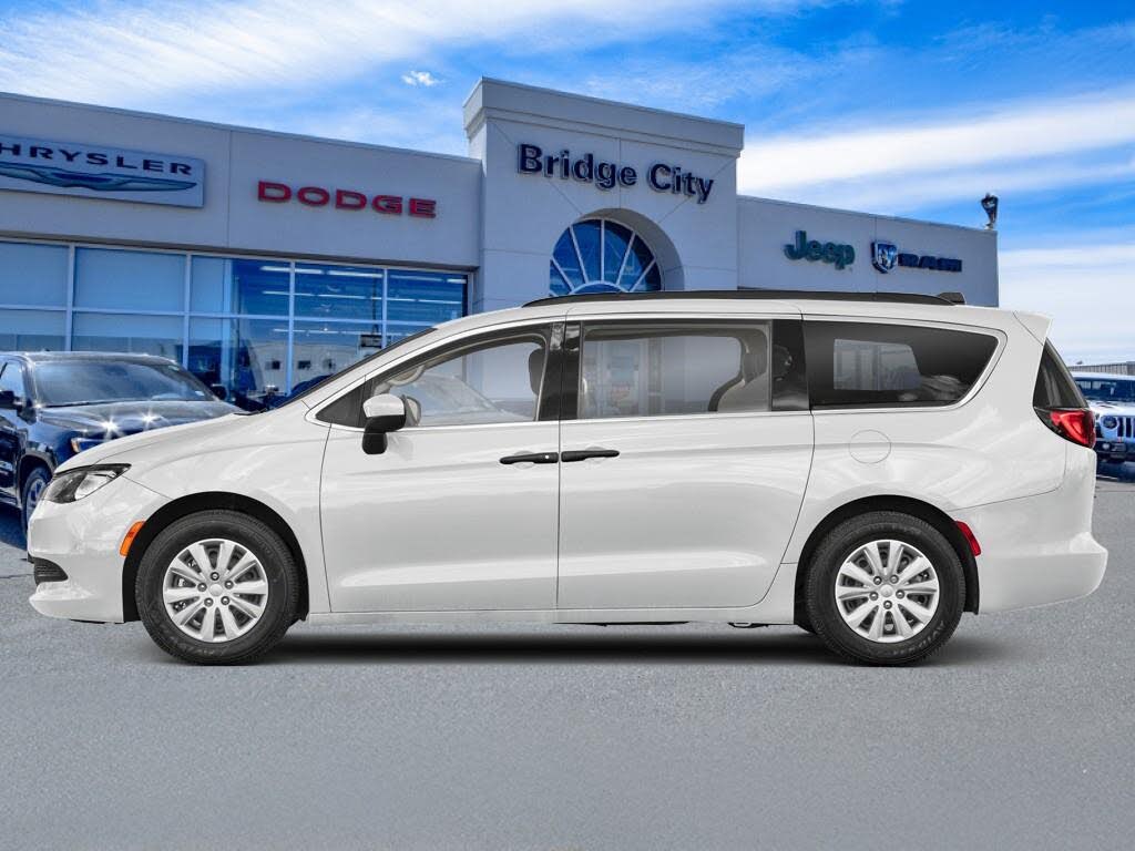 2025 Chrysler Grand Caravan SXT FWD