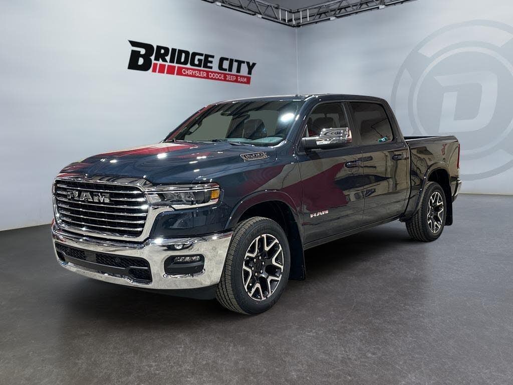 2026 RAM 1500 Laramie Crew Cab 4WD