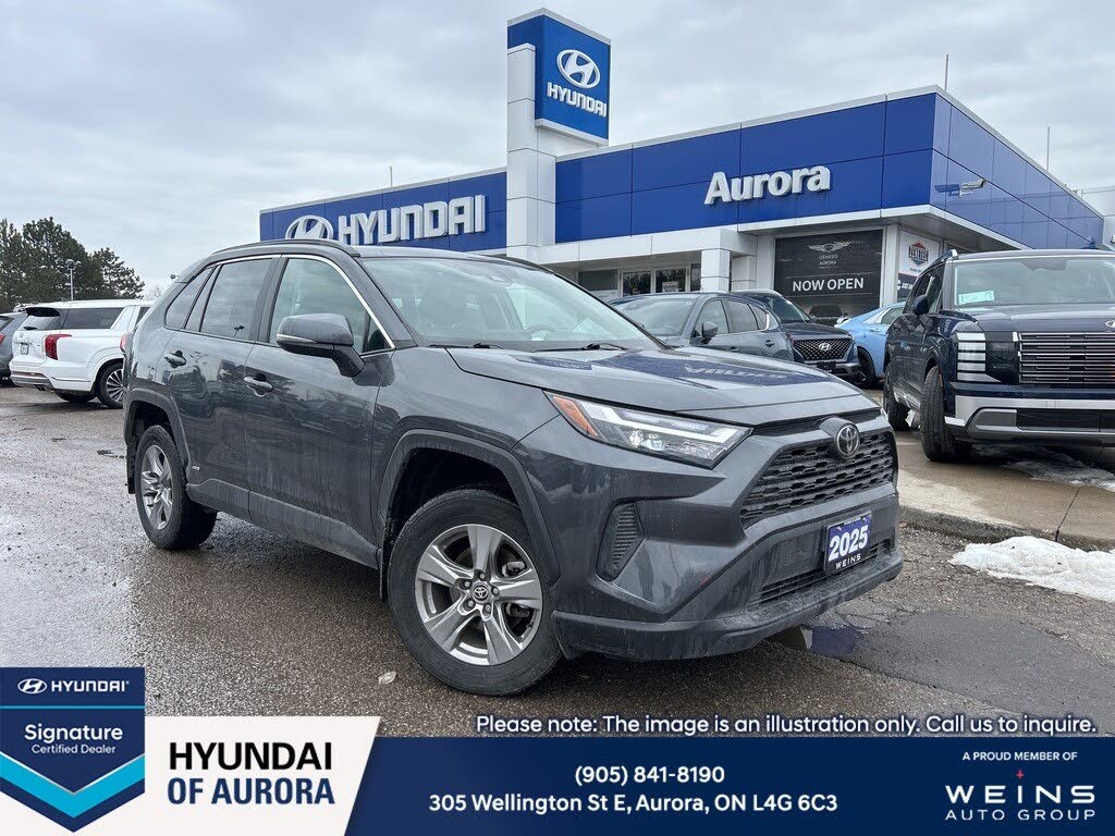 Toyota RAV4 Hybrid XLE AWD 2025