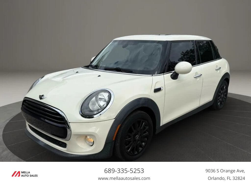 2016 MINI Cooper 4-Door Hatchback FWD