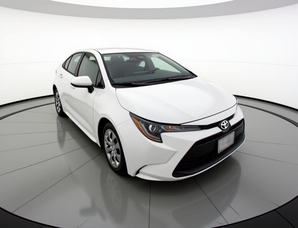 2025 Toyota Corolla LE FWD