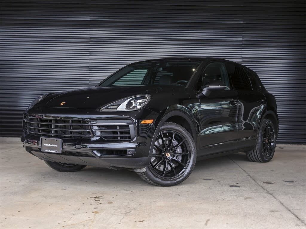2023 Porsche Cayenne Platinum Edition AWD