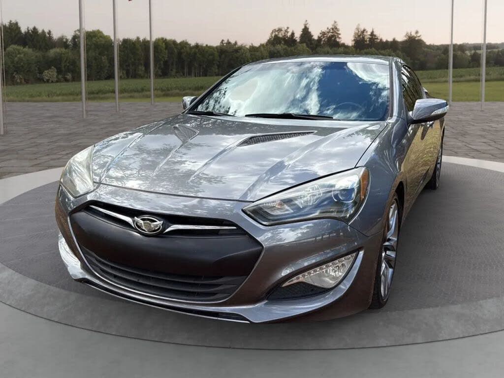 2015 Hyundai Genesis Coupe 3.8 Ultimate RWD