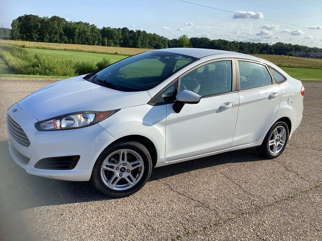 2016 Ford Fiesta SE