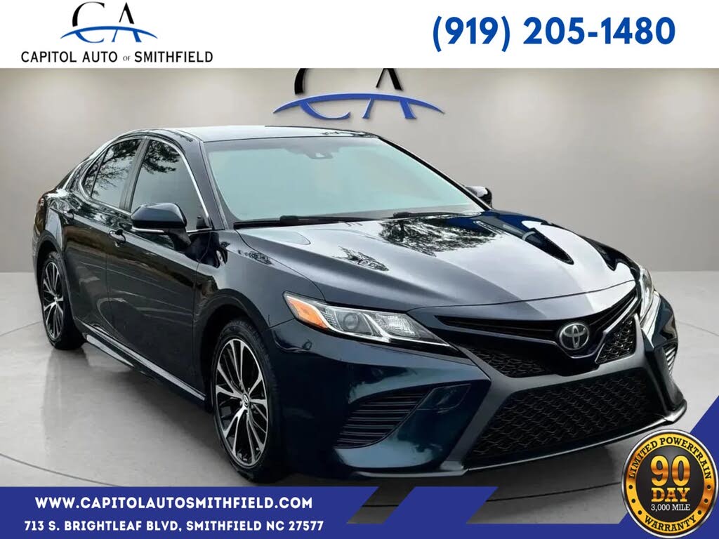 2018 Toyota Camry SE