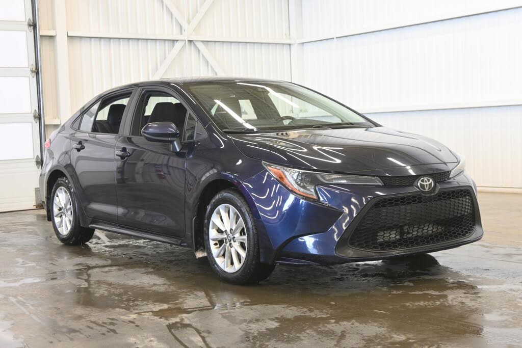 2022 Toyota Corolla LE FWD