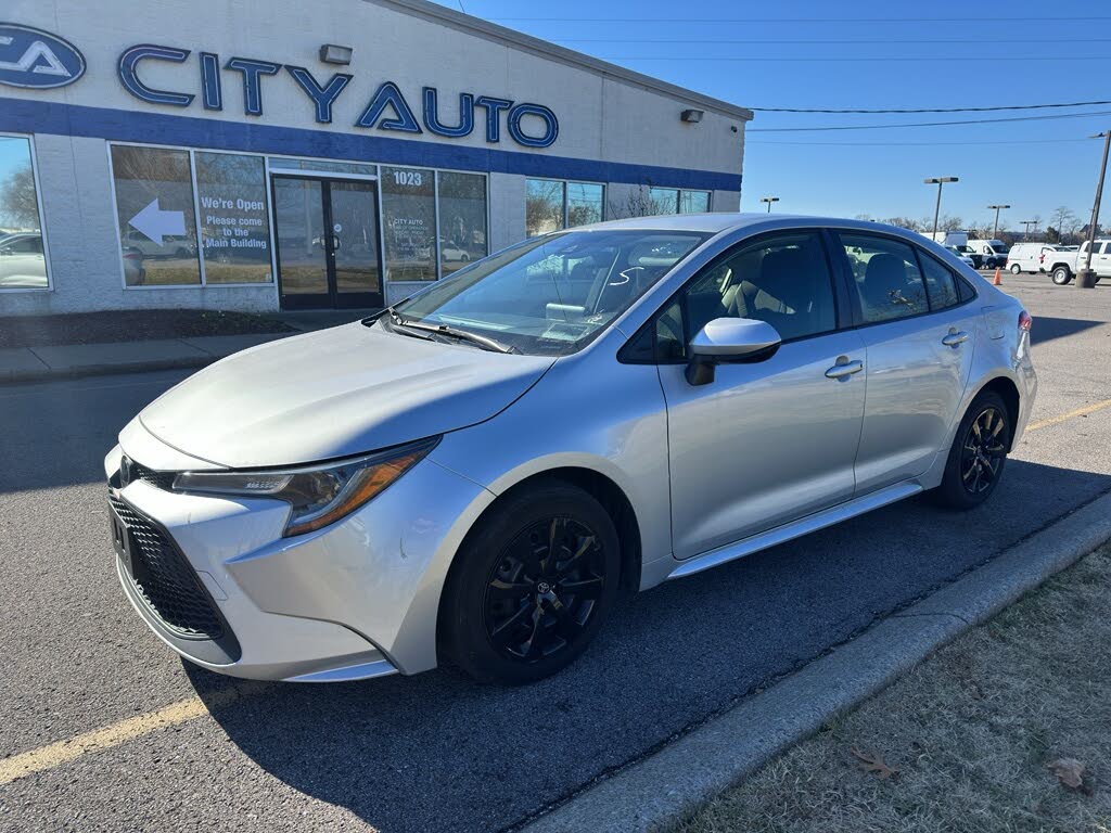 2022 Toyota Corolla LE FWD