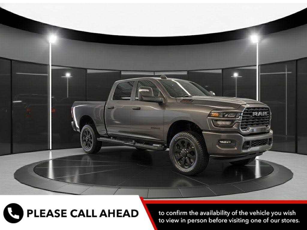 2025 RAM 2500 Big Horn Crew Cab 4WD