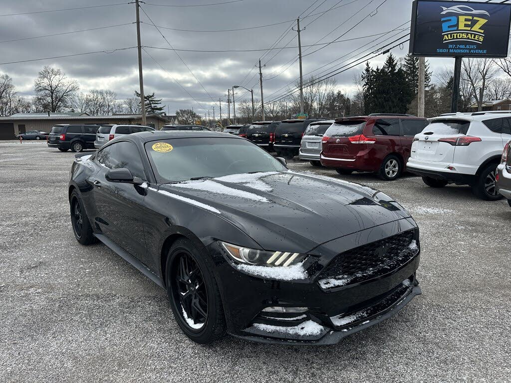 2016 Ford Mustang V6 Coupe RWD