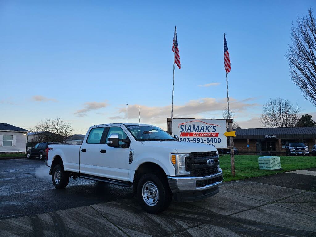2017 Ford F-350 Super Duty XL Crew Cab 4WD