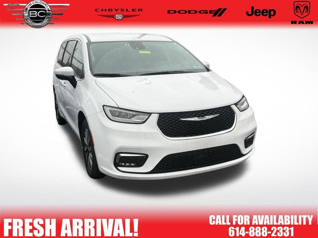 2023 Chrysler Pacifica Hybrid Touring L FWD