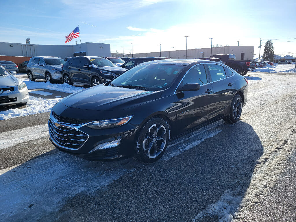 2024 Chevrolet Malibu LT with 1LT FWD