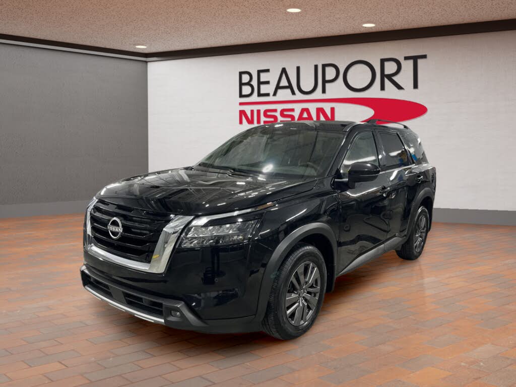 2024 Nissan Pathfinder SV 4WD