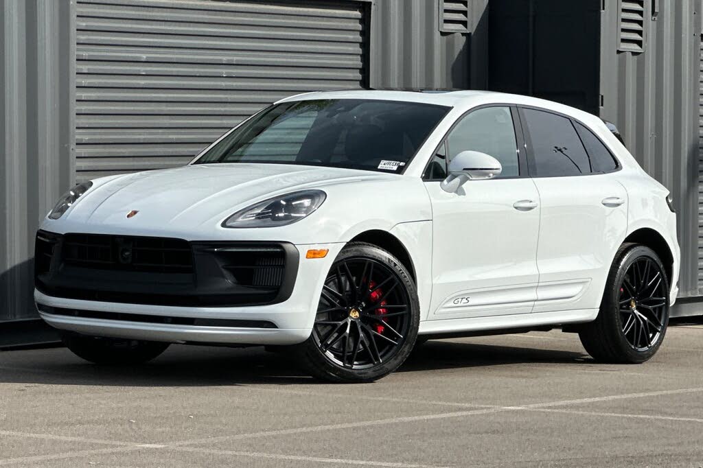 2026 Porsche Macan GTS AWD