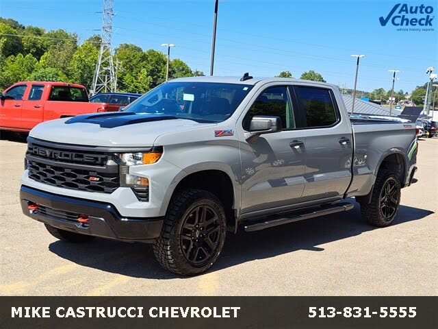 2024 Chevrolet Silverado 1500 Custom Trail Boss Crew Cab 4WD