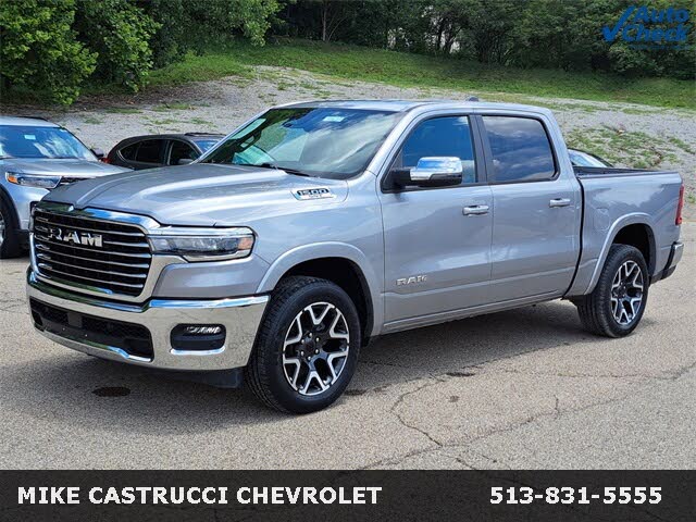 2025 RAM 1500 Laramie Crew Cab 4WD