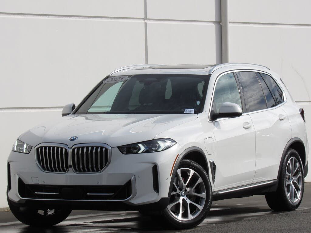 2025 BMW X5 xDrive50e AWD