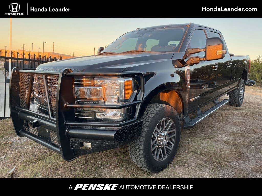 2017 Ford F-350 Super Duty Lariat Crew Cab 4WD