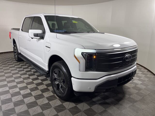 2023 Ford F-150 Lightning Lariat SuperCrew AWD