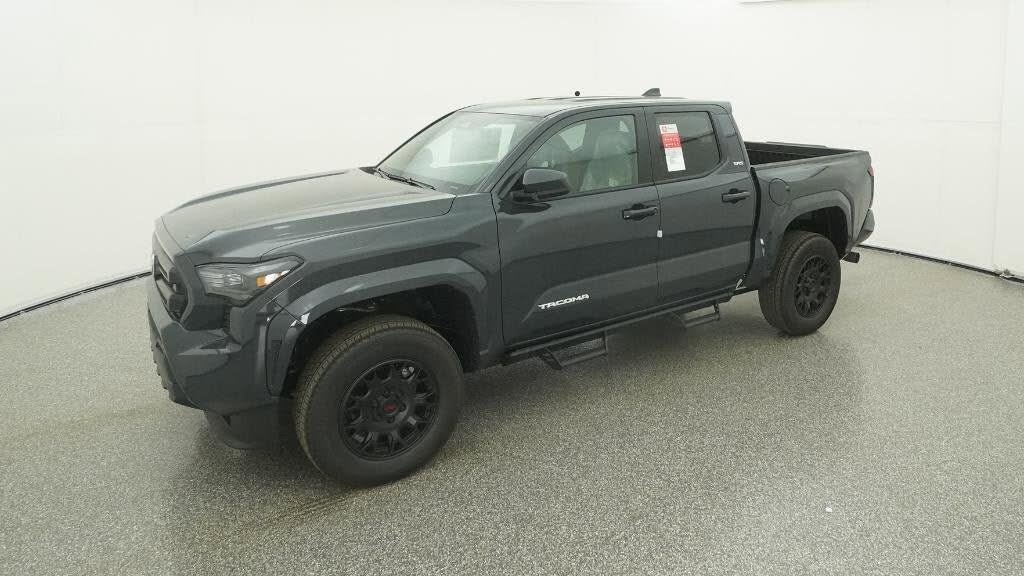 2025 Toyota Tacoma SR5 Double Cab 4WD