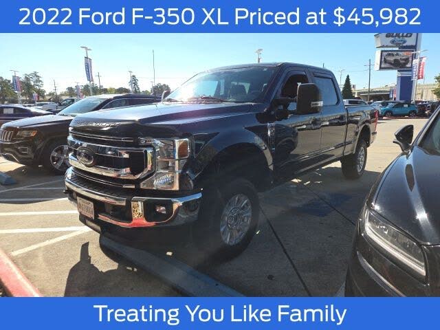 2022 Ford F-350 Super Duty XL Crew Cab 4WD