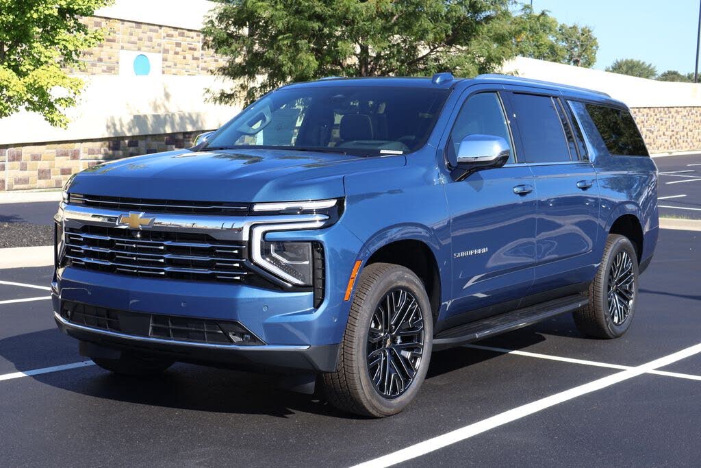 2025 Chevrolet Suburban Premier 4WD