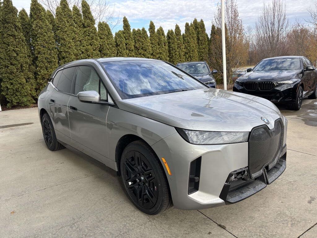 2026 BMW iX xDrive45