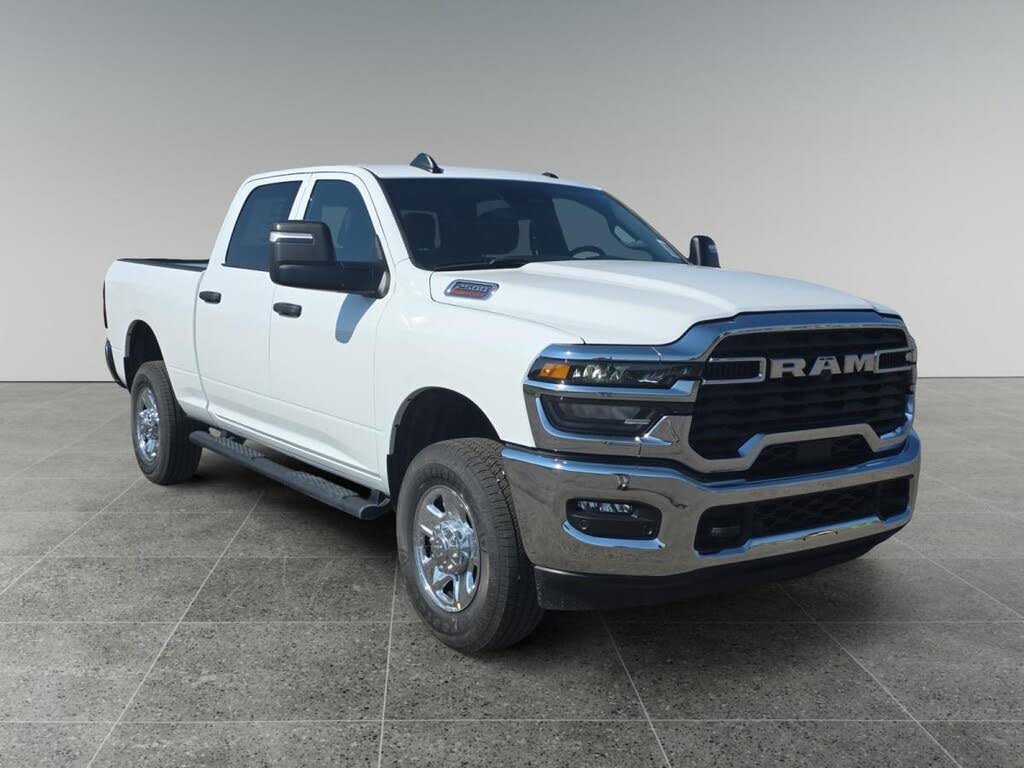 2026 RAM 2500 Tradesman Crew Cab 4WD