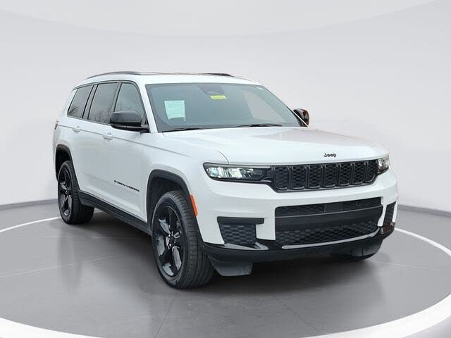 2023 Jeep Grand Cherokee L Altitude 4WD