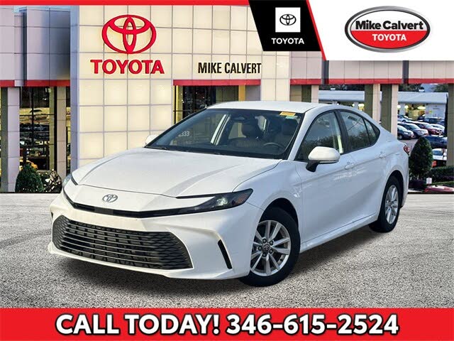 2025 Toyota Camry LE FWD