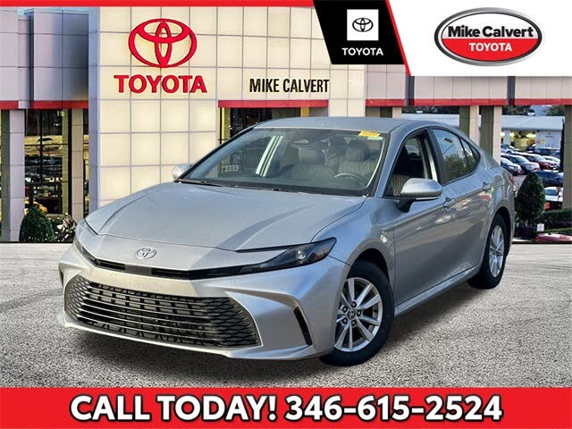 2025 Toyota Camry LE FWD