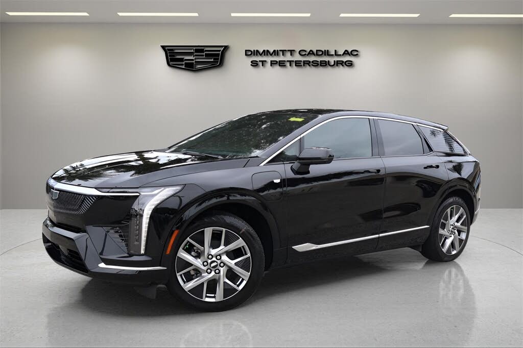 2026 Cadillac OPTIQ Luxury RWD