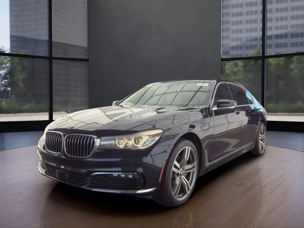 2016 BMW 7 Series 740i RWD