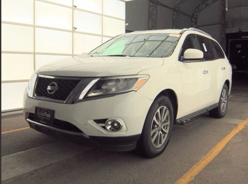 2016 Nissan Pathfinder SV 4WD