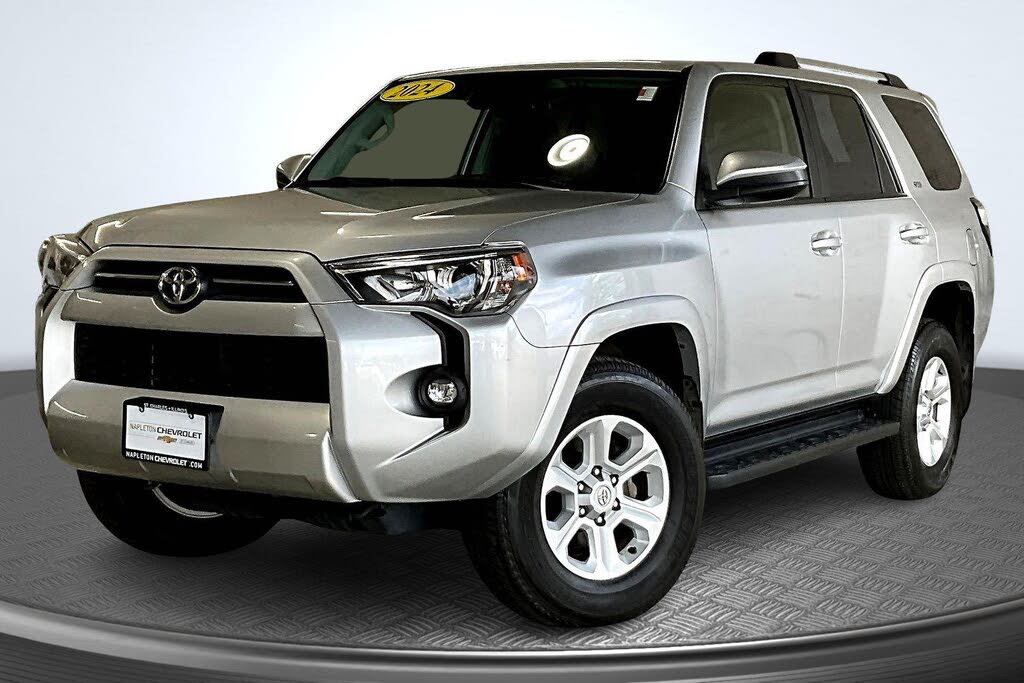 2024 Toyota 4Runner SR5 4WD