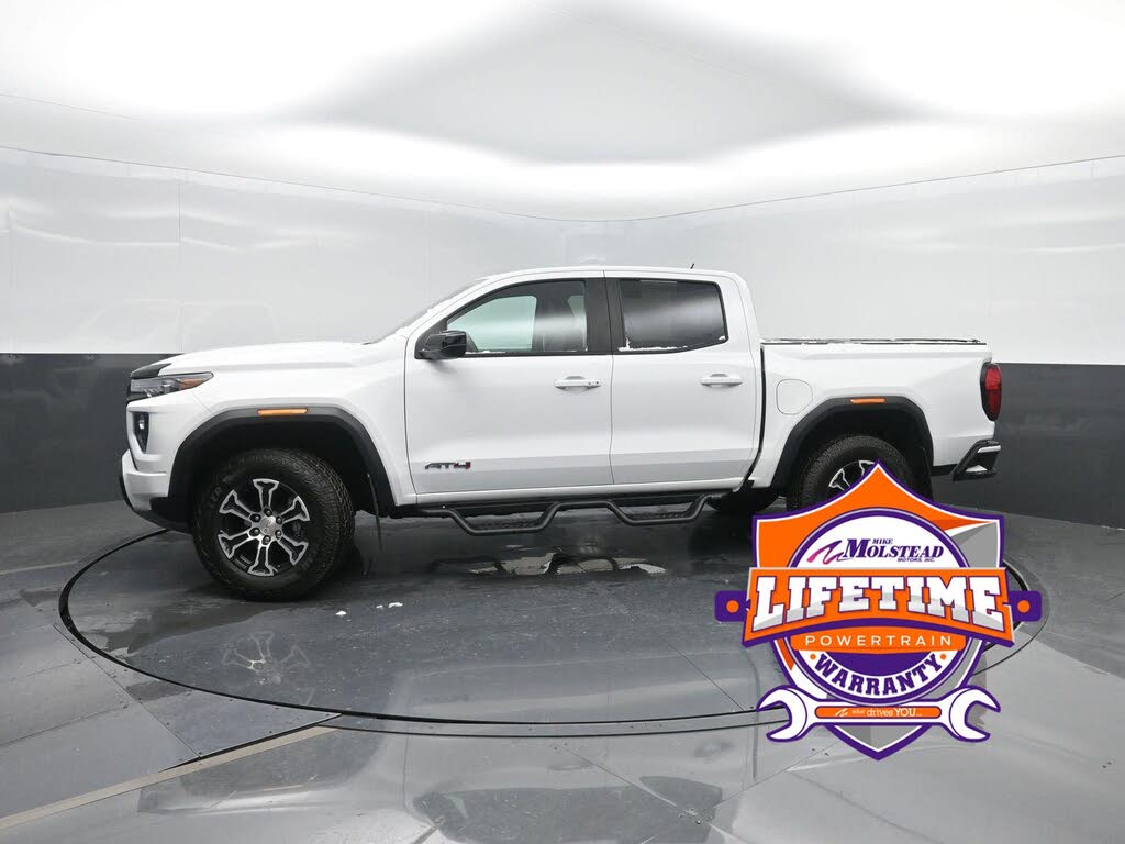 2025 GMC Canyon AT4 Crew Cab 4WD