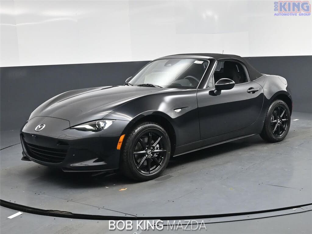 2025 Mazda MX-5 Miata Sport RWD