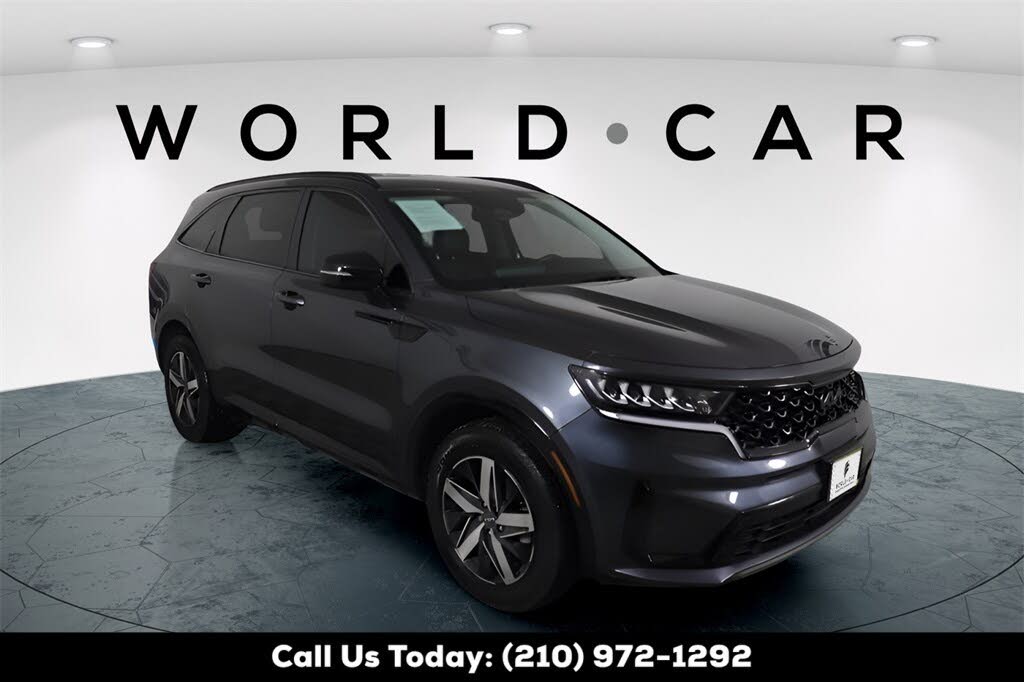 2023 Kia Sorento S FWD