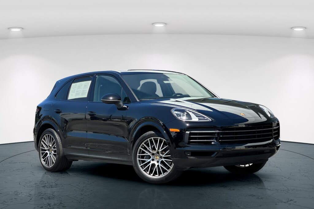 2023 Porsche Cayenne S Platinum Edition AWD