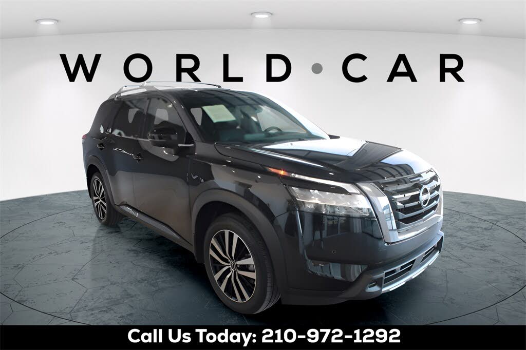 2024 Nissan Pathfinder Platinum FWD