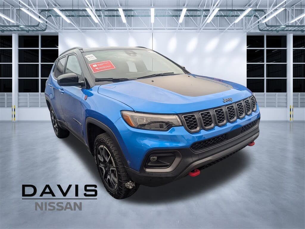 2025 Jeep Compass Trailhawk 4WD