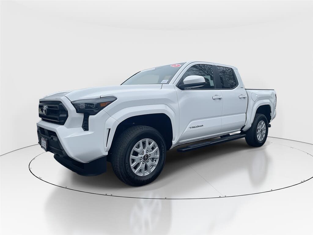 2025 Toyota Tacoma SR5 Double Cab 4WD